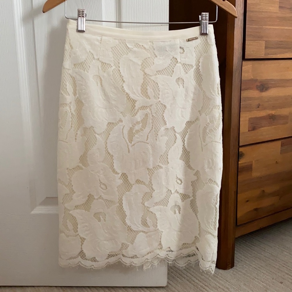 Guess skirt